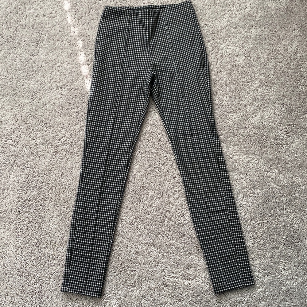 Tahari Women’s Pants